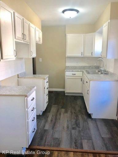 Main picture of 1935 S Champion Ave