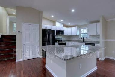 Main picture of 9321 Kenbrooke Ct