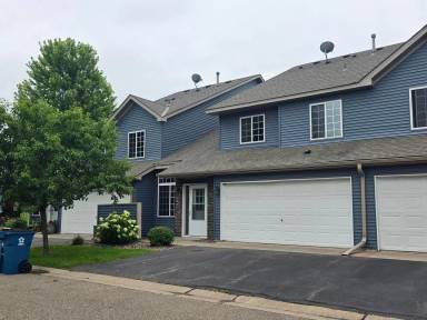 Main picture of 2066 Willow Cir