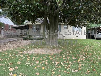 Main picture of 1778 Atlas St