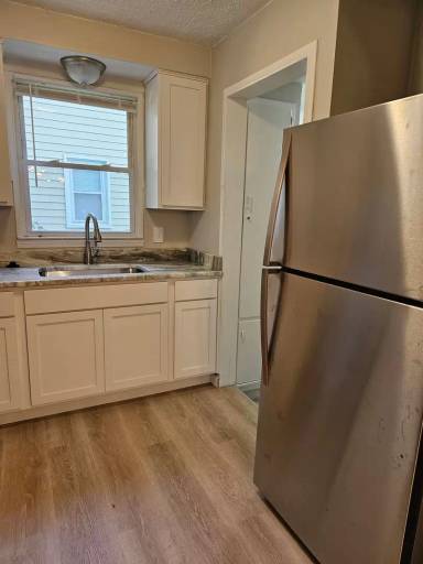 Main picture of 13760 Talbot St