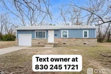 Main picture of 3011 N Columbine St