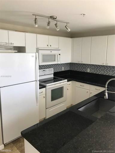 Main picture of 2740 SW 28th Ter