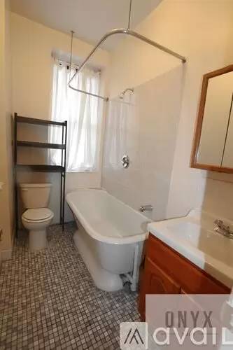 Main picture of 3214 Clarendon Rd