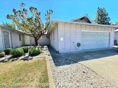 Main picture of 1633 Merritt Dr