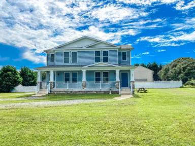 Main picture of 96 Gerber Dr