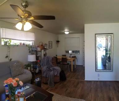 Main picture of 399 Jeffrey Dr
