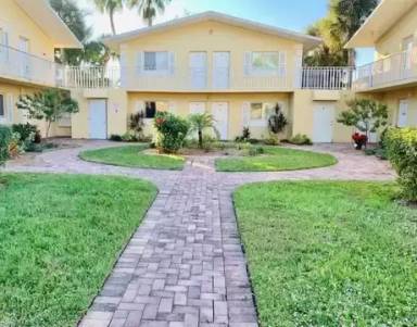Main picture of 8071 Country Rd