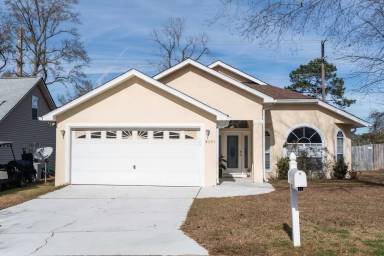 Main picture of 8605 Milford Ct