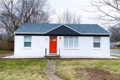 Main picture of 1821 Nazareth Rd