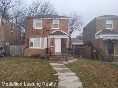 Main picture of 7755 S Hoyne Ave