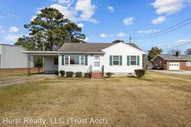 Main picture of 3769 Freedom Way