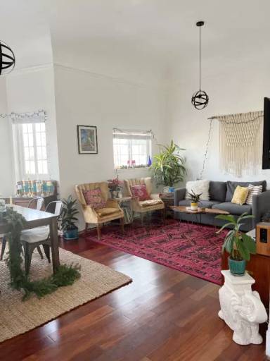 Main picture of 205 Clement St