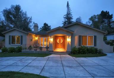 Main picture of 11740 Magdalena Ave