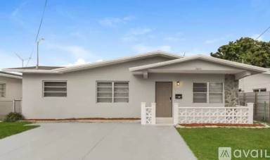 Main picture of 2650 SW 76th Ave