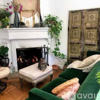 Main picture of 1760 Sanchez St