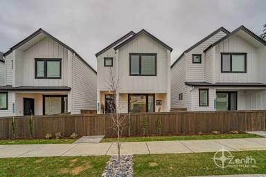Main picture of 16327 NE 21st St