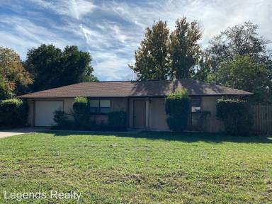 Main picture of 2471 Greenbrier St