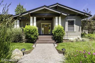 Main picture of 1166 NW Remarkable Dr
