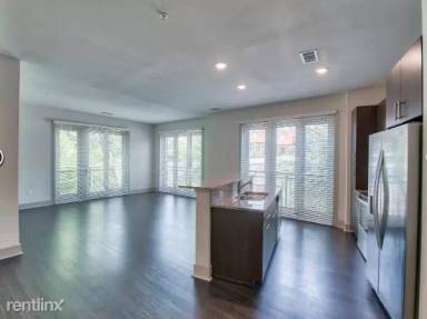 Main picture of 1207 Barton Springs Rd