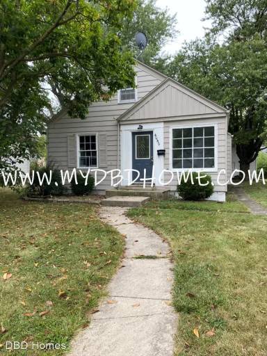 Main picture of 4042 Warsaw St
