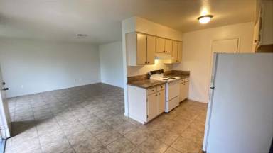 Main picture of 3052 W Pontiac Way