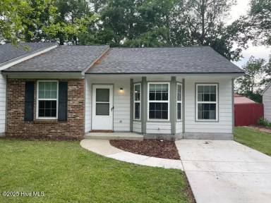 Main picture of 1917 Rolling Ridge Dr