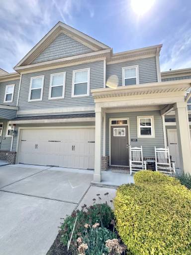 Main picture of 127 Repose Ln