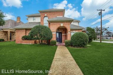 Main picture of 501 Farine Dr