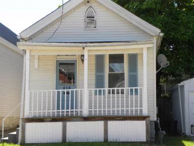 Main picture of 418 3rd Ave