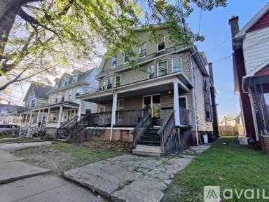 Main picture of 109 Carey Ave