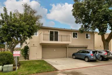 Main picture of 7831 Camino Glorita