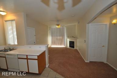 Main picture of Summercrest Villas Condominiums