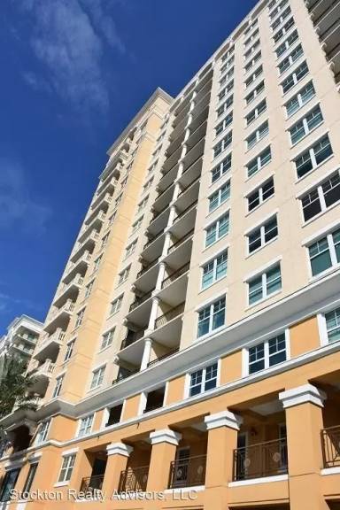 Main picture of Renaissance Condominiums