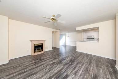 Main picture of 101 Queens Cres