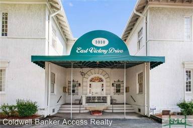 Main picture of 1010 E Victory Dr