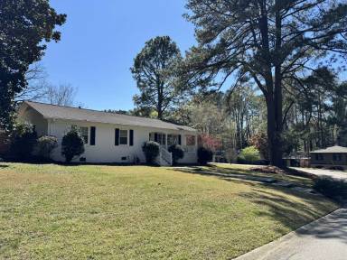 Main picture of 112 Powell Dr