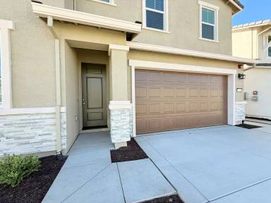 Main picture of 10370 Bayson Way