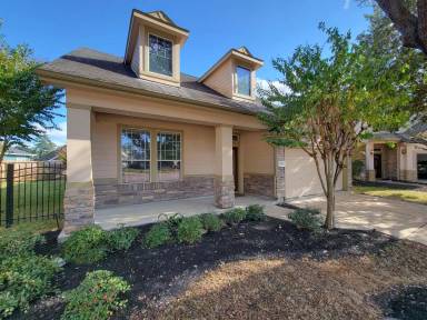 Main picture of 14322 Darmera Ct