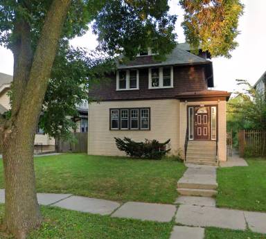 Main picture of 2760 N 44th St