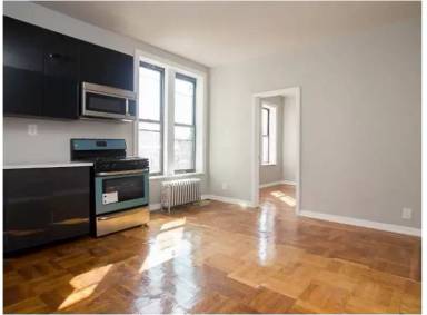Main picture of 221 Elm St NW