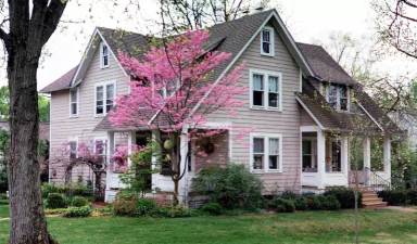 Main picture of 633 Oxford St
