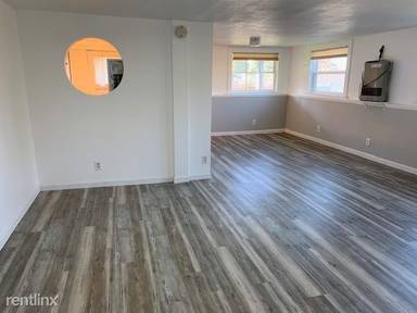 Main picture of 2733 Nob Hill Ave N