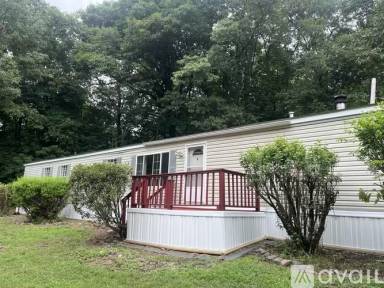 Main picture of 163 Strausser Ln