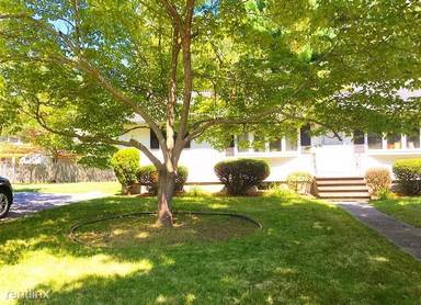 Main picture of 6 Eliot Rd