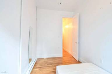 Main picture of 1335 Hancock St