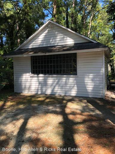 Main picture of 210 Forest Hill Ave