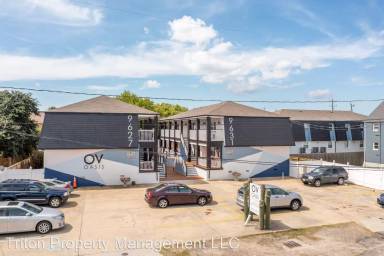 Main picture of 9627 Leclair St