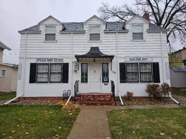 Main picture of 109 N Broad St