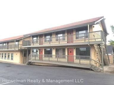 Main picture of 1040 Crater Lake Ave